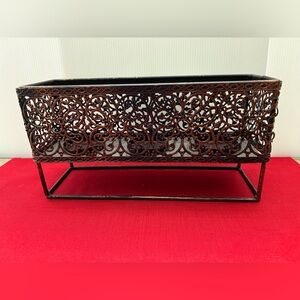 Bronze metal decorative tabletop three candle
holder
